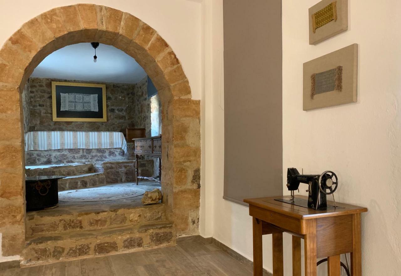 Villa Vager Mani Hotel Kalamáta Buitenkant foto